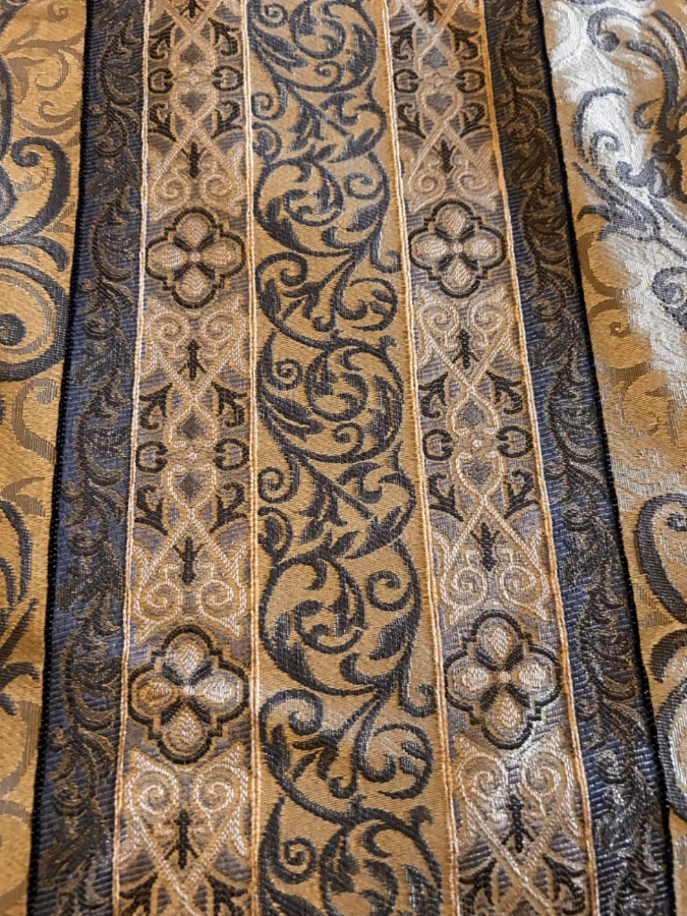 Upholstery High end fabric  great for pillows, chairs or drapery.  New!